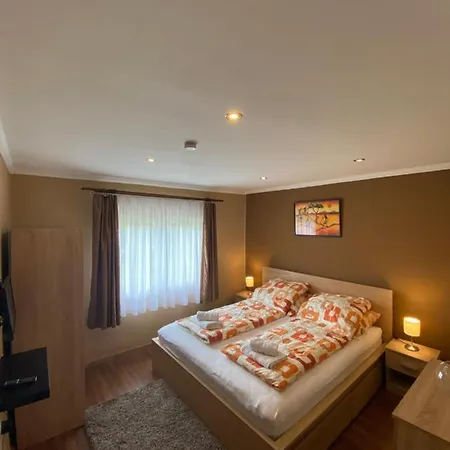 Feriehus Relax Island Vendeghaz *